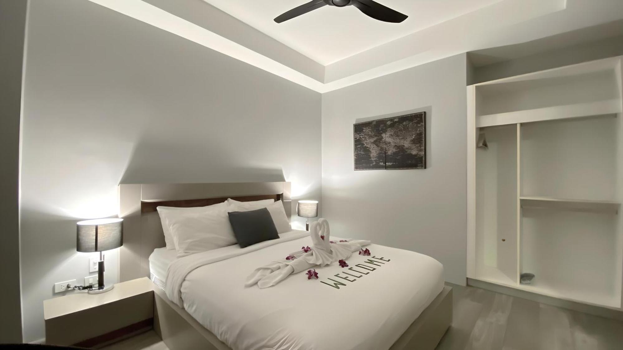 Twin Villas Seaview Kata Exterior foto